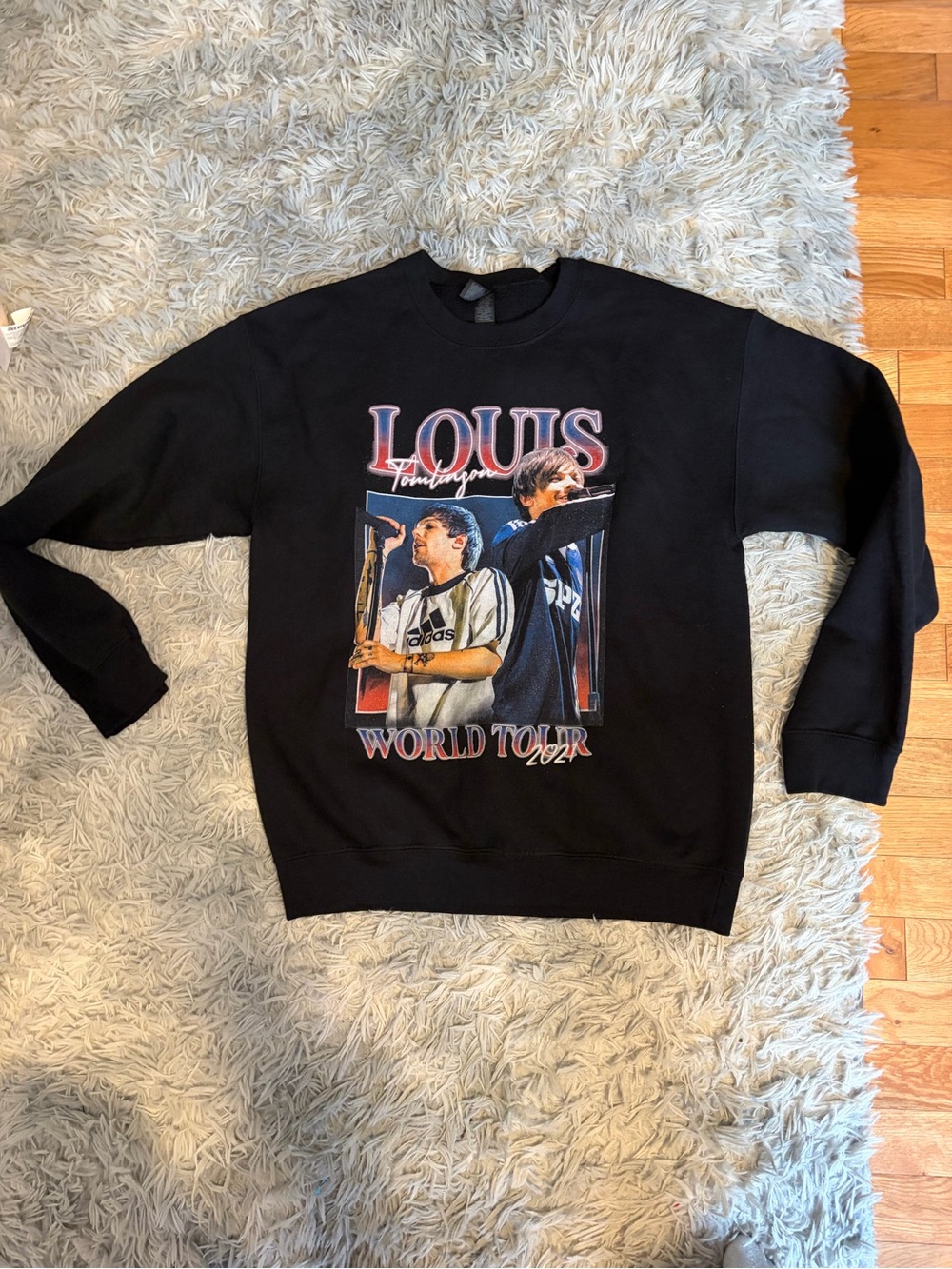 Louis Tomlinson World Tour Graphic Crewneck Sweater - Black